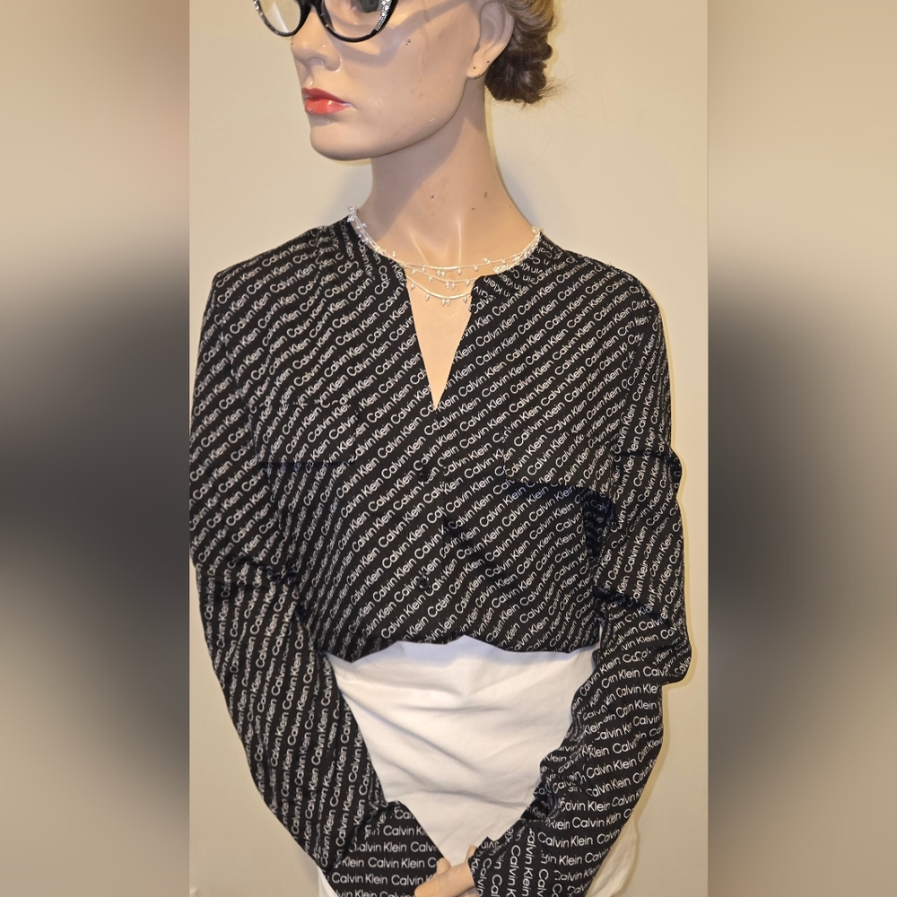 Calvin Klein Women's Black Long Sleeve Blouse with Convertible Sleeve. NWT.